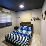 Rest & Relax 7 Room Ipoh Garden East